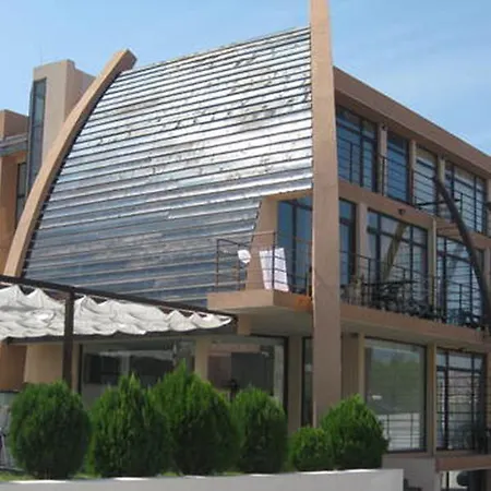 Odyssey Hotel 3*